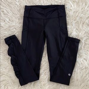 MOVING SALE!! Black Lululemon leggings